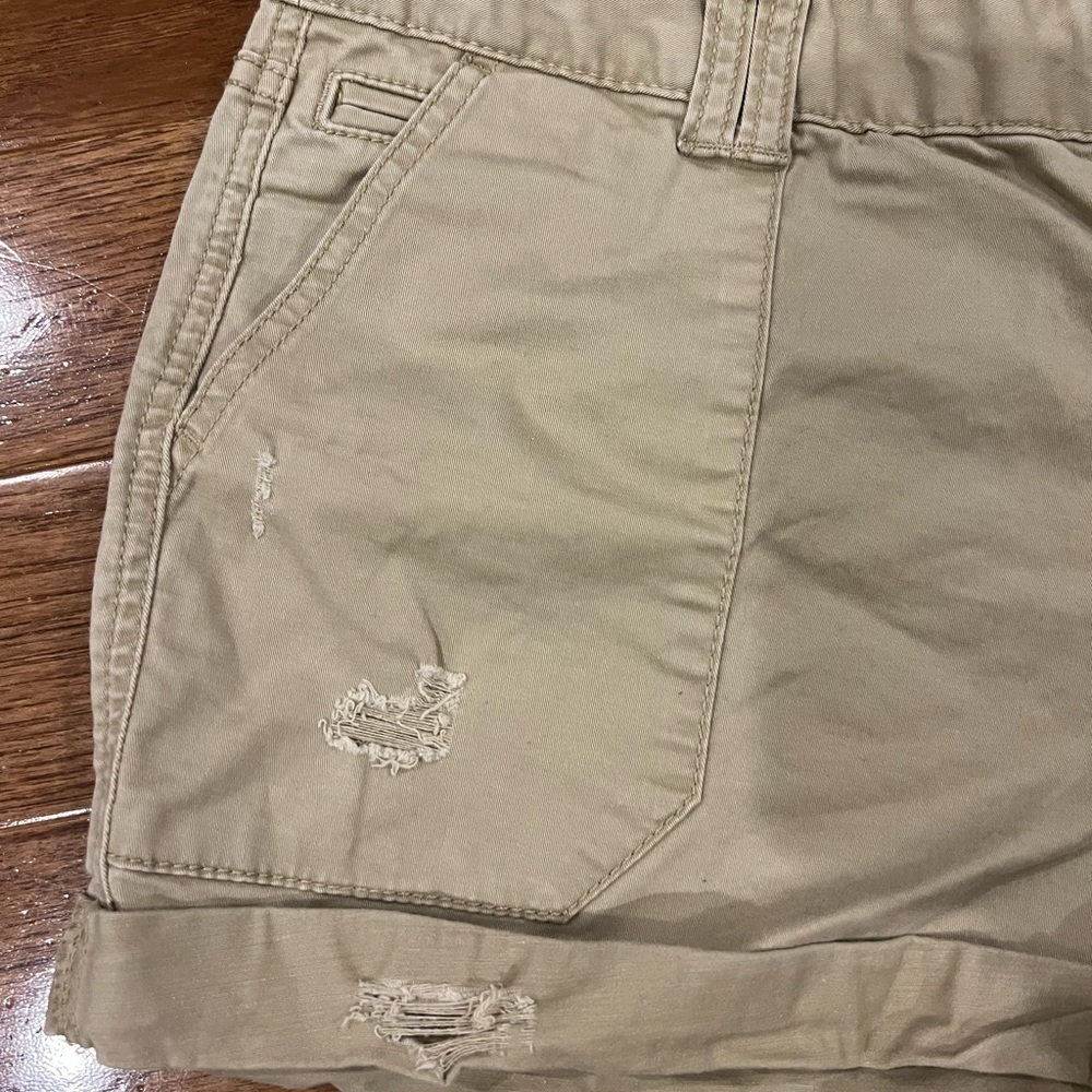 Mossimo Supply Co. Women's Mid Rise Khaki Tan Shorts Size 12 - Picture 2 of 6